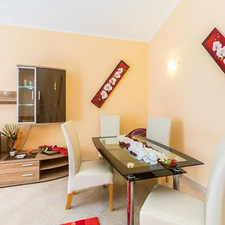 Lucie Appartement *